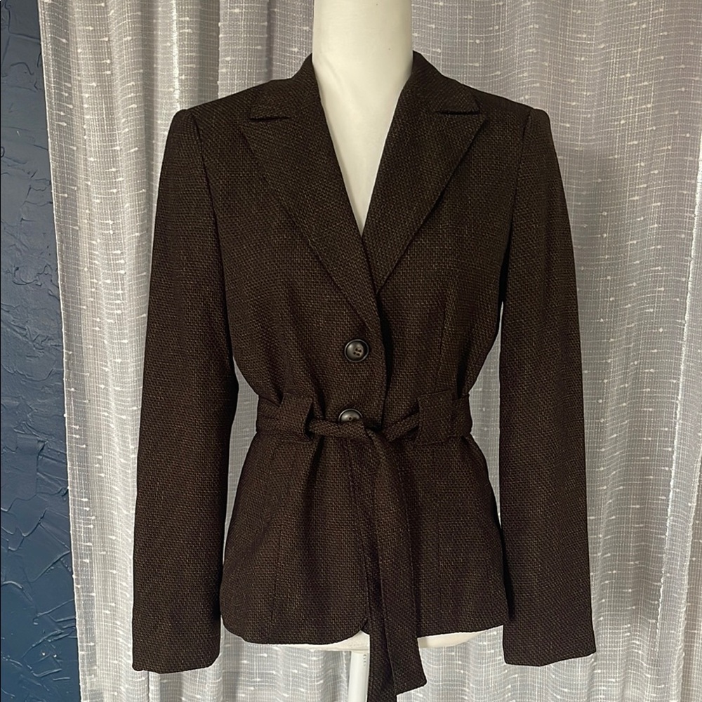 Elegant Brown Women's Blazer